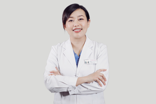 深圳愛康健口腔醫院 韋秋紅