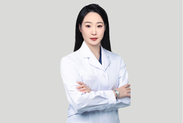 裕亨口腔診所 王楠