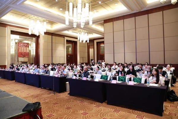 愛康健口腔醫院