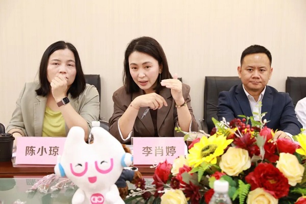 希瑪醫療集團總裁李肖婷