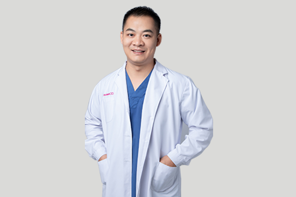 深圳種牙醫生推薦楊誌成